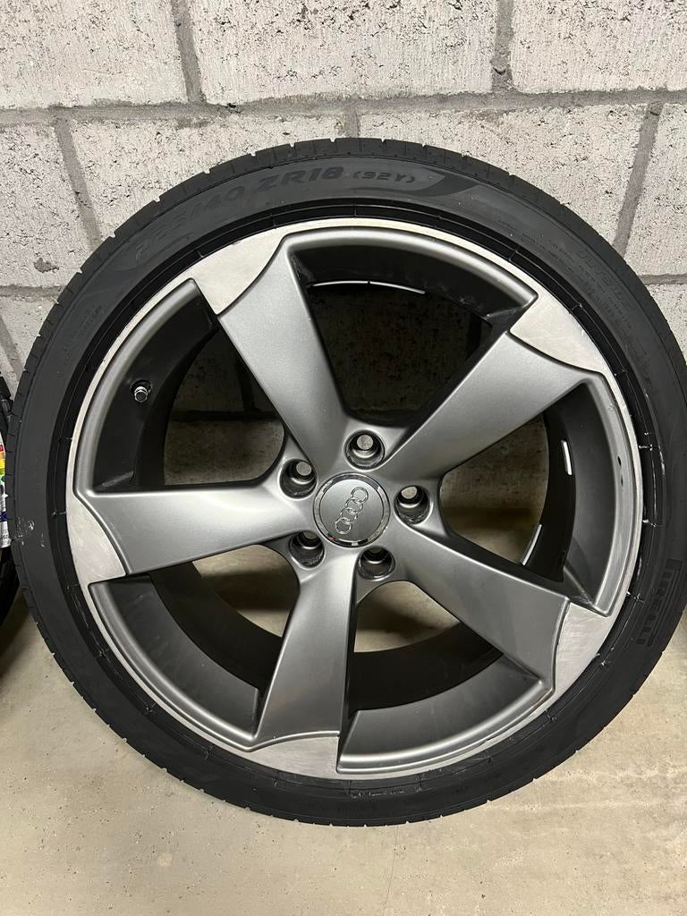 Audi A4/5/6 18” Rotor velgen met splinternieuwe banden, Auto-onderdelen, Ophalen, 18 inch, Velg(en)