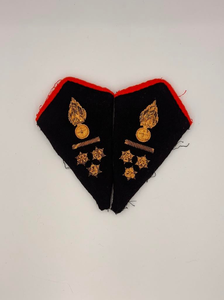 Kraagspiegels KaptCdt, Verzamelen, Ophalen, Rijkswacht