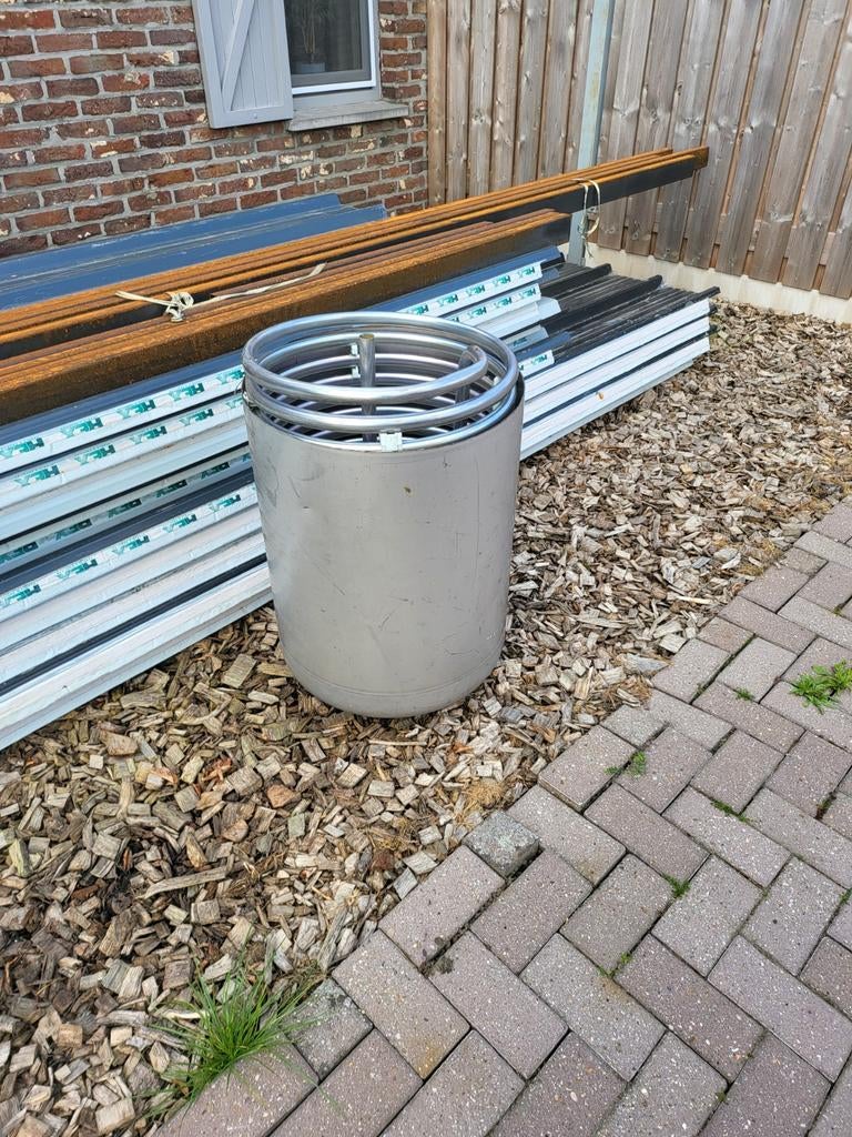 Houtgestookte zwembadverwarming project RVS, Ophalen