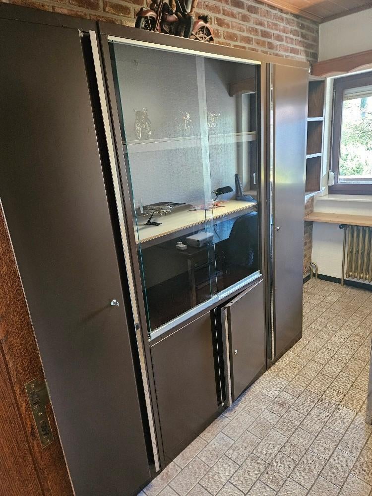 Bureau + kast, GRATIS, Métal, Vintage, Enlèvement, Bureau-armoire combiné