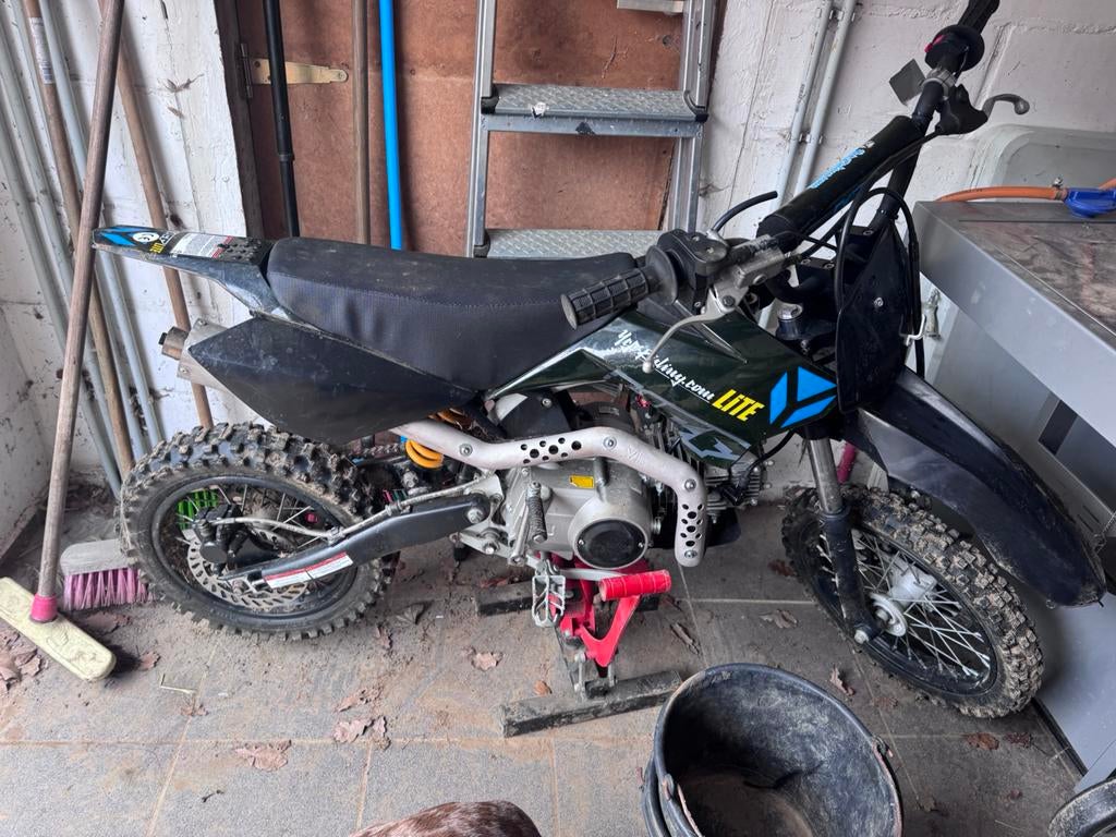 Pitbike 125cc moet weg‼️, Ophalen, Zo goed als nieuw