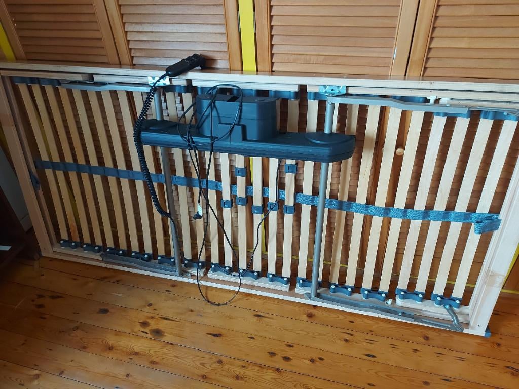 Elektrische lattenbodem, Huis en Inrichting, Ophalen, 90 cm, Eenpersoons, Zo goed als nieuw