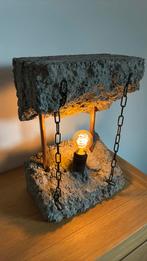 Industriële betonlamp, Ophalen, Zo goed als nieuw