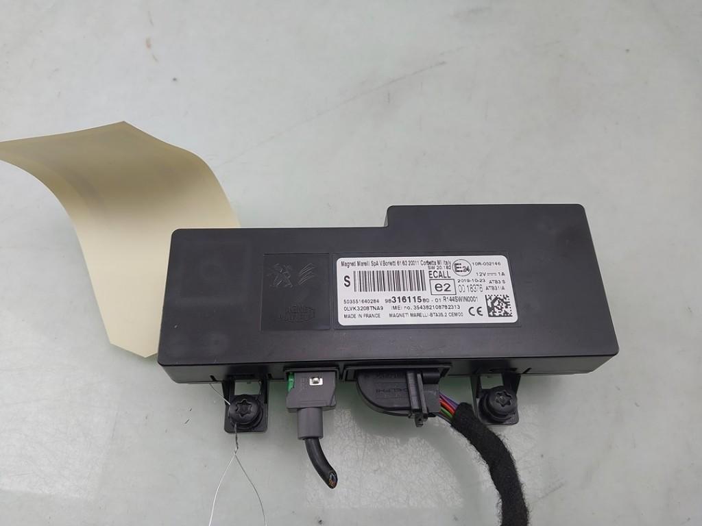 ORDINATEUR TELEPHONE Peugeot 5008 II (M4 / MC / MJ / MR), Autos : Pièces & Accessoires, Électronique & Câbles, Peugeot, Utilisé