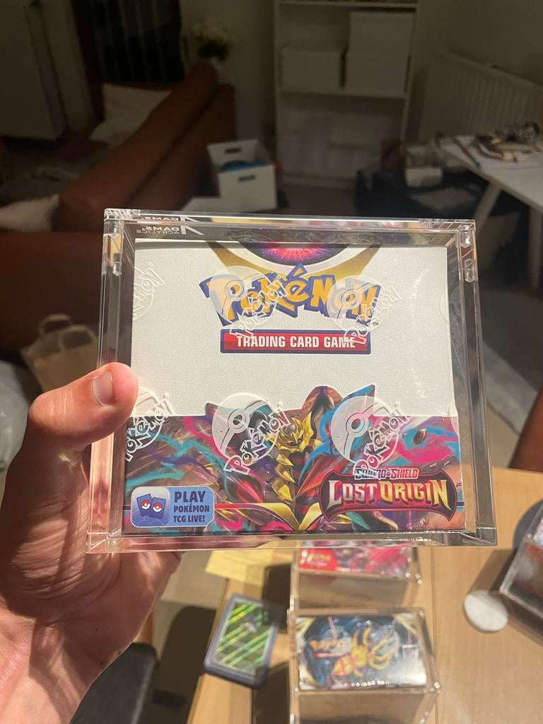 Lost Origin booster box (sealed), Ophalen, Zo goed als nieuw, Booster