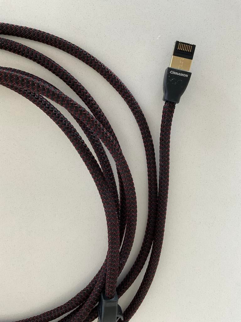 Ethernet kabel CINNAMON AUDIOQUEST, Audio, Tv en Foto, Ophalen of Verzenden, Zo goed als nieuw