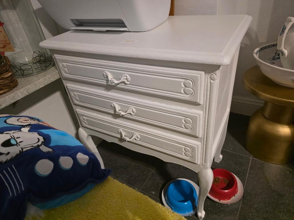 Te koop :  kleine Commode, Ophalen, Gebruikt, Commode