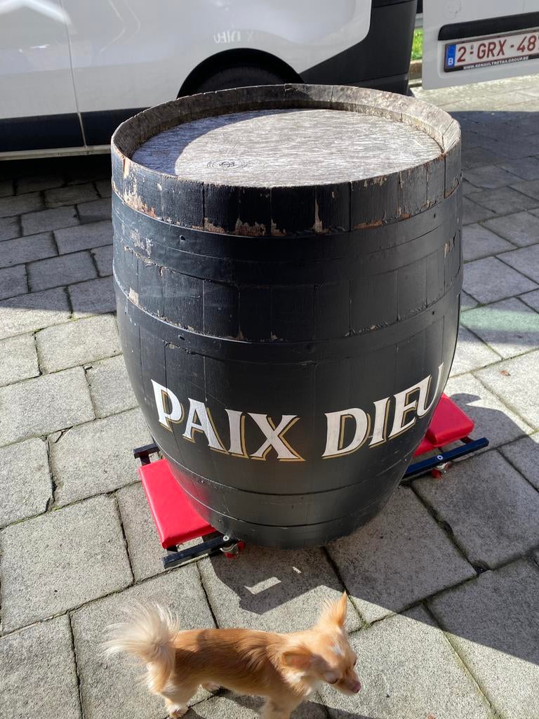 tonneaux en chêne, Enlèvement ou Envoi