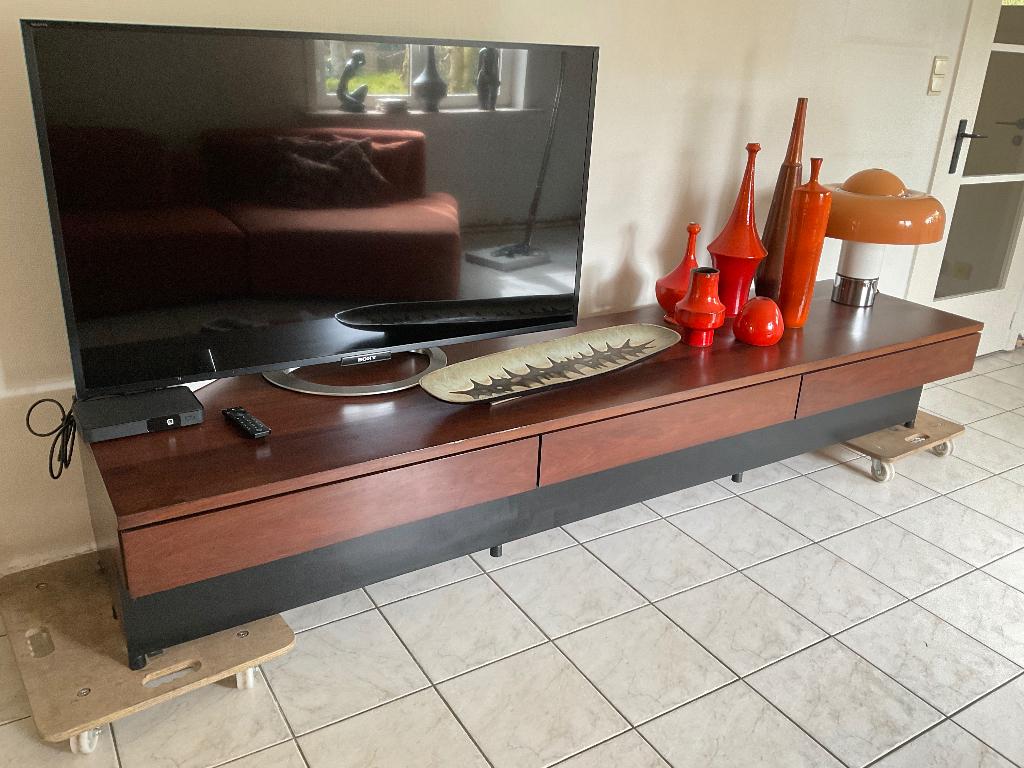 Vintage Design Lowbard Dressoir TV kast, Huis en Inrichting, Kasten | Dressoirs, Ophalen