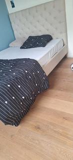 Bed kinderkamer meisjes., Ophalen