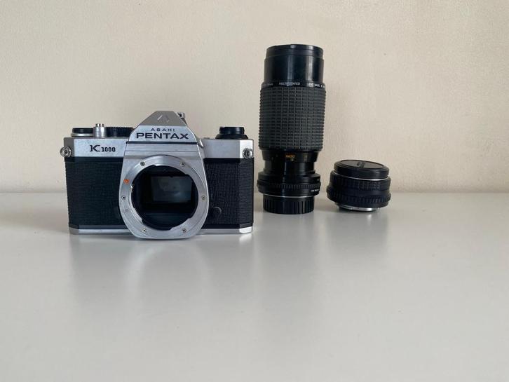 Appareil argentique analogique Pentax K1000 + 2 objectifs, TV, Hi-fi & Vidéo, Appareils photo analogiques, Utilisé, Pentax, Enlèvement ou Envoi