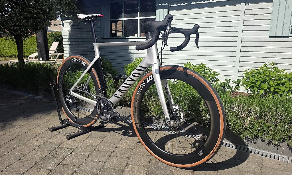 Canyon Aeroad CF SL 8 Ultegra DI2 + carbone Roues, Vélos & Vélomoteurs, 57 à 61 cm, Enlèvement, Comme neuf, Carbone