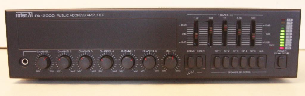 InterM PA-2000 Amplifier / Versterker Voor PA, Musique & Instruments, Amplis | Clavier, Moniteur & Sono, Comme neuf, Sono, Enlèvement ou Envoi