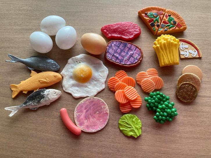 Speelgoed voeding - 25 stuks, Enfants & Bébés, Jouets | Jouer aux cuisines, Utilisé, Accessoires de cuisine de jeu, Plastique