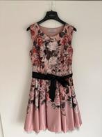 Rinascimento cocktailjurk maat S, Kleding | Dames, Gelegenheidskleding, Ophalen, Zo goed als nieuw, Cocktailjurk