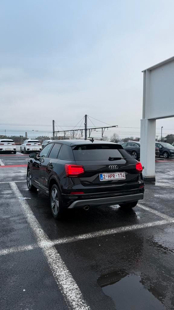 Audi Q2 1.0 180km 2020, Auto's, Audi, Particulier, Q2, Benzine, Euro 6, SUV of Terreinwagen, 5 deurs, Handgeschakeld, Zwart, Grijs