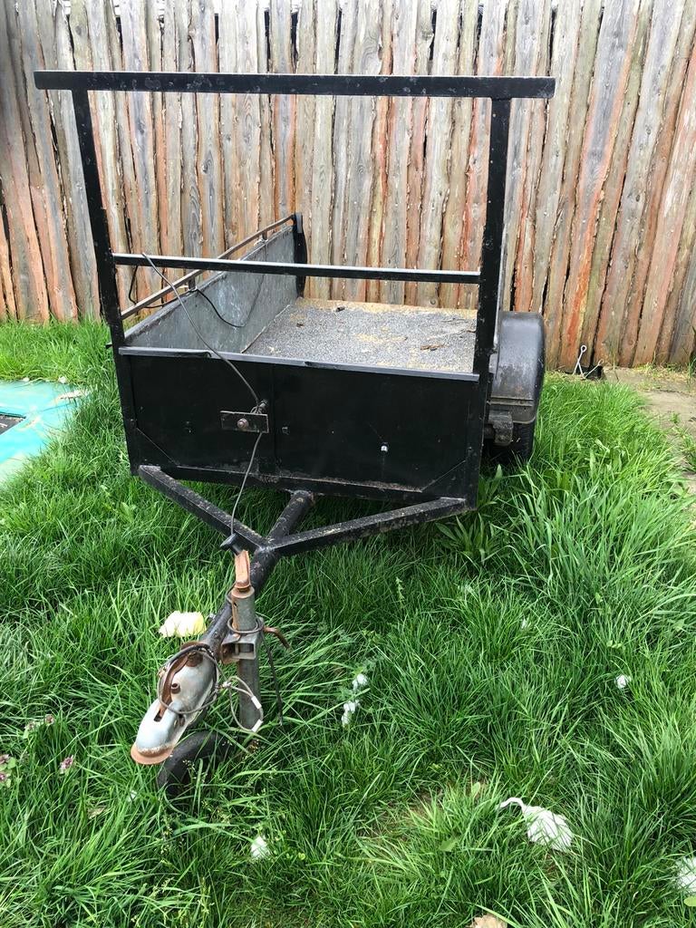 Remork aanhangwagen, Ophalen, Gebruikt