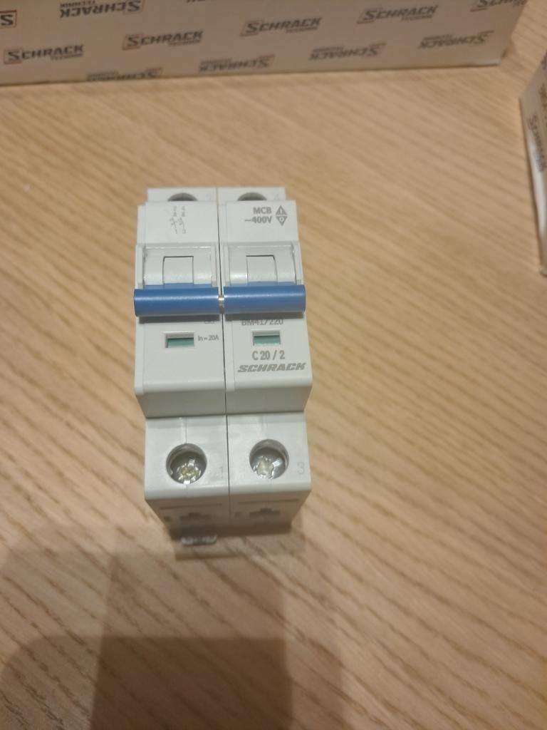 10 zekeringen beveiligingsautomaten schrack, Doe-het-zelf en Bouw, Ophalen, Nieuw, Overige typen