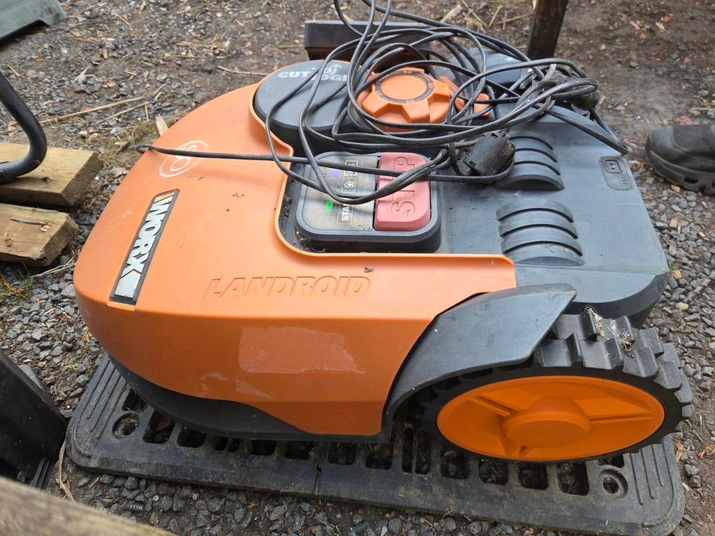 Worx Landroid S 20V Robotic Lawn Mower., Enlèvement, Utilisé, 20 à 25 cm, Worx