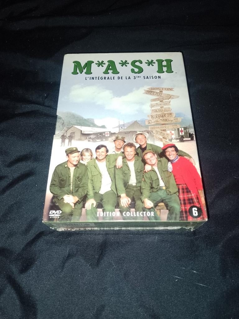 Te koop: DVD-boxset voor het complete seizoen 3 van de M*A*S, Boxset, Ophalen of Verzenden, Komedie, Vanaf 6 jaar