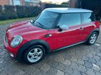 mini cooper 1.6i GOEDE STAAT!137000 km!!!, Auto's, Voorwielaandrijving, Zwart, 1600 cc, Leder