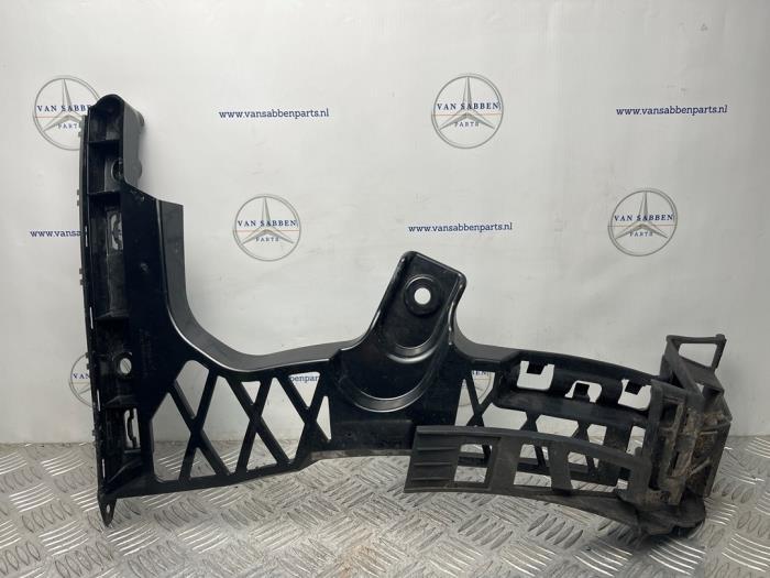 Support pare-chocs arrière gauche d'un Mercedes CLA, Autos : Pièces & Accessoires, Carrosserie & Tôlerie, Mercedes-Benz, Utilisé