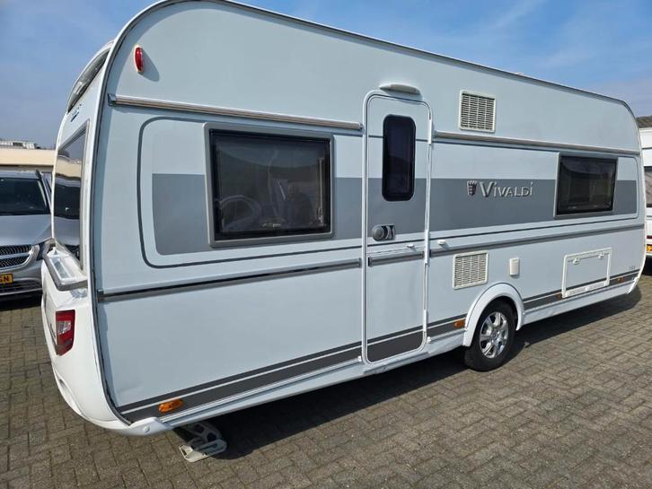 Tabbert vivaldi 550e, Caravanes & Camping, Caravanes, Particulier, jusqu'à 6, Tabbert, 2 lits séparés, Coin salon convertible