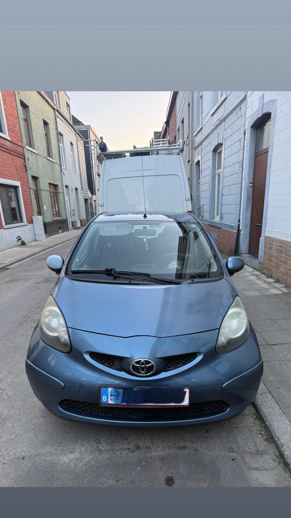 Toyota aygo 2008, Autos, Toyota, Particulier, Aygo, Essence, Euro 4, 5 portes, Boîte manuelle, Bleu, Noir, Enlèvement