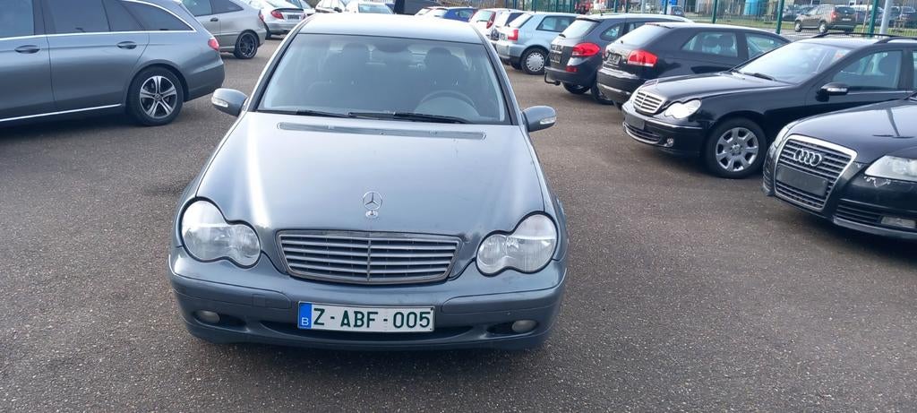 Reeds gekeurd voor verkoop, Autos, Mercedes-Benz, Entreprise, Essence, Euro 4, Enlèvement