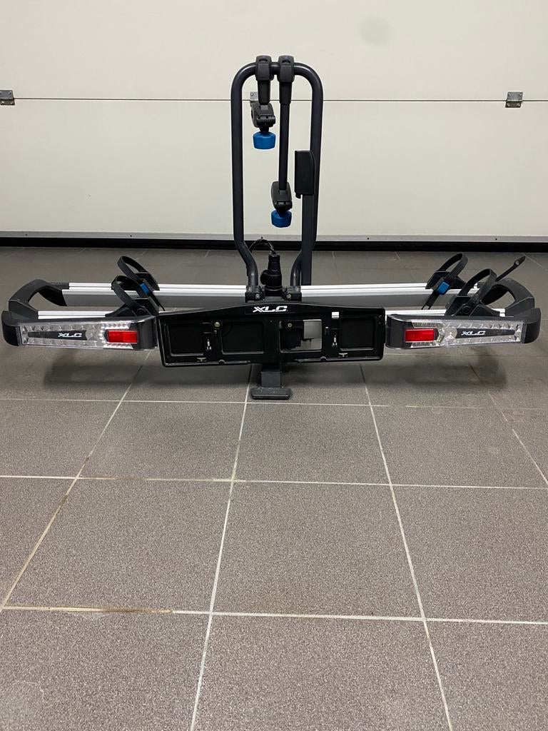 XLC Azura Xtra Led fietsdrager te koop, Auto diversen, Fietsendragers, Zo goed als nieuw, Trekhaakdrager, 3 fietsen of meer, Elektrische fiets