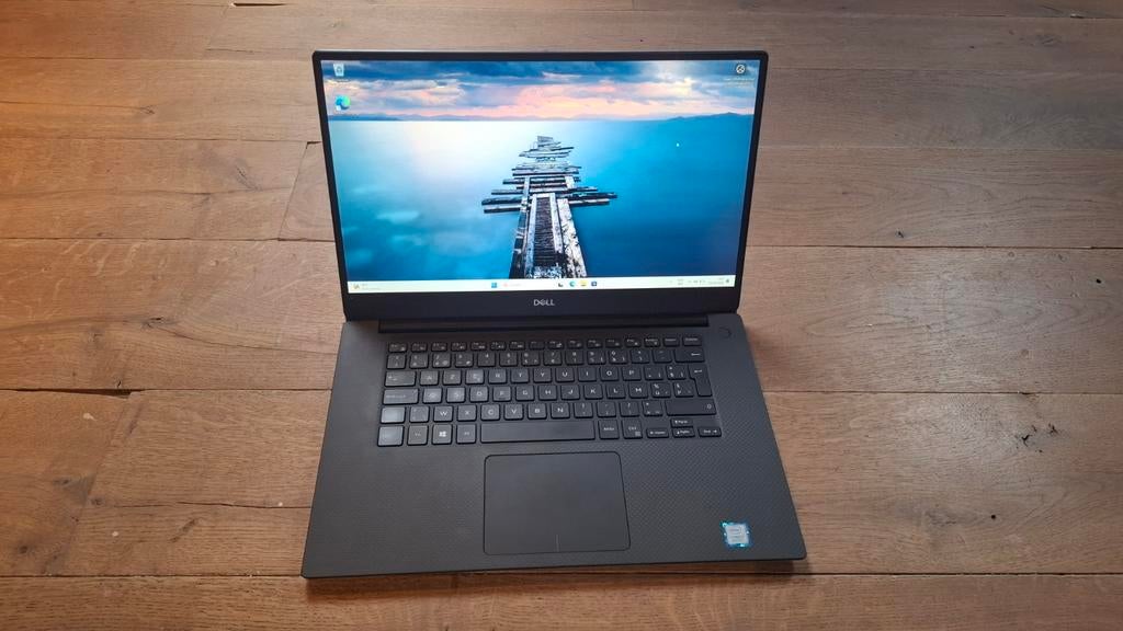 Dell xps
15 9570 laptop, Computers en Software, Windows Laptops, Met videokaart, 2 tot 3 Ghz, 15 inch, Dell XPS