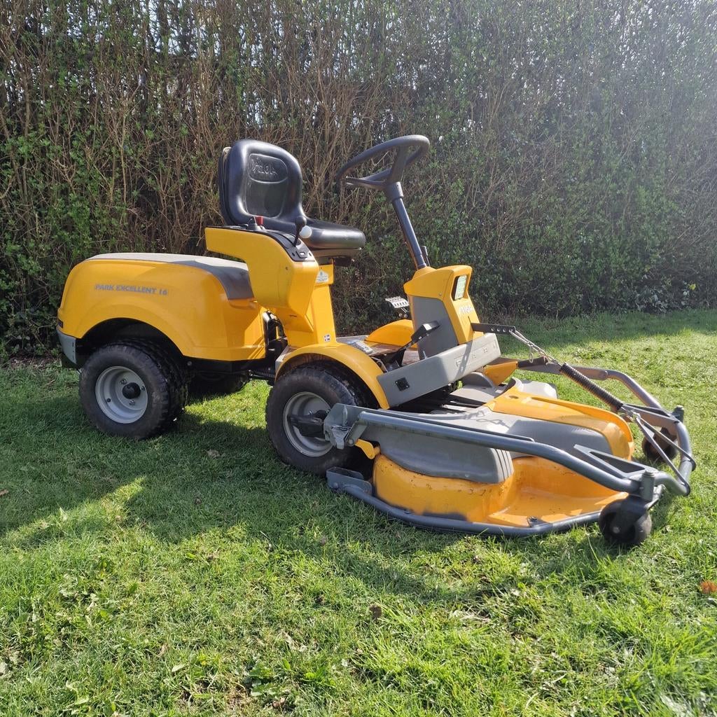 Diverse frontmaaier zitmaaiers mulchmaaiers vanaf. €1200,-, Tuin en Terras, Zitmaaiers, Zo goed als nieuw, 90 tot 120 cm, Elektrische starter