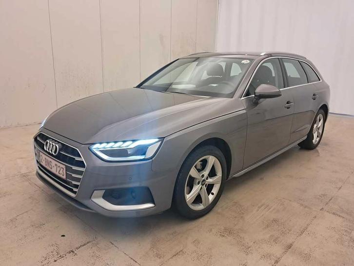 Audi A4 30 2.0 tdi 2022 S-TRONIC ( Automatique), Auto's, Audi, Particulier, A4, ABS, Achteruitrijcamera, Adaptieve lichten, Adaptive Cruise Control