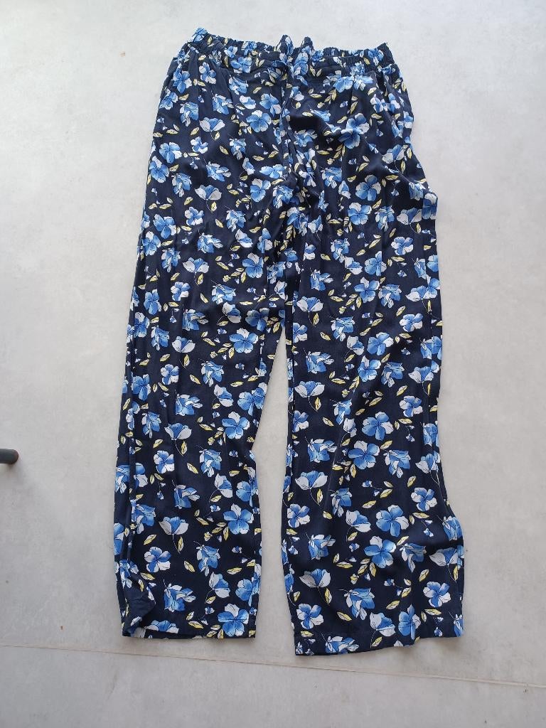 Blauwe bloemenbroek 46 Vivella, Kleding | Dames, Broeken en Pantalons, Vivella, Maat 46/48 (XL) of groter, Zo goed als nieuw, Lang
