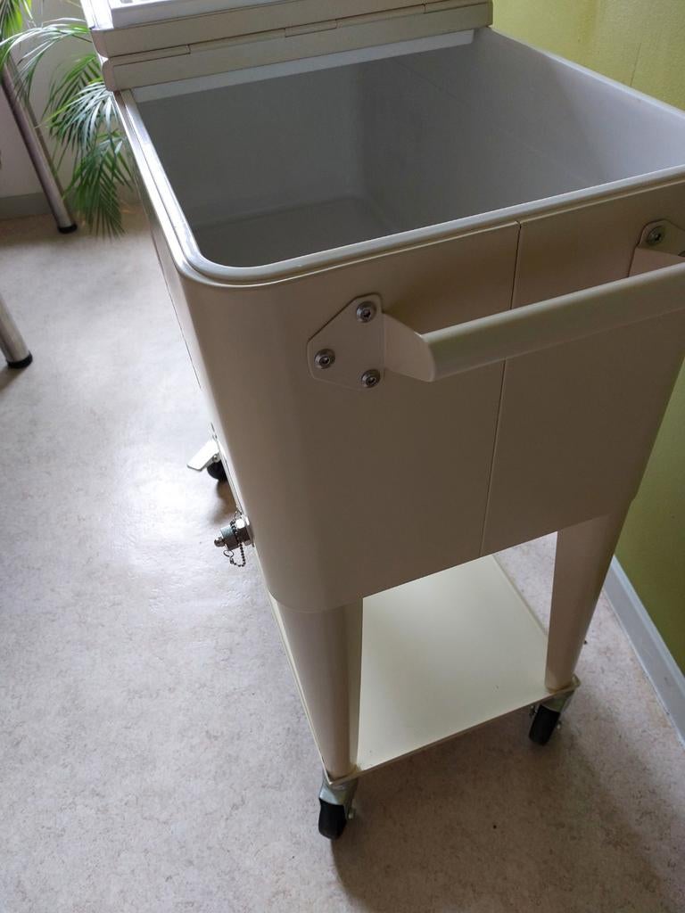 Design koelbox op wieltjes nieuw, Caravanes & Camping, Glacières, Enlèvement, Glacières