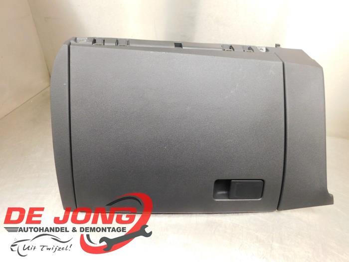 Boîte à gants d'un Volkswagen Polo, Volkswagen, -, 3 mois de garantie, Utilisé
