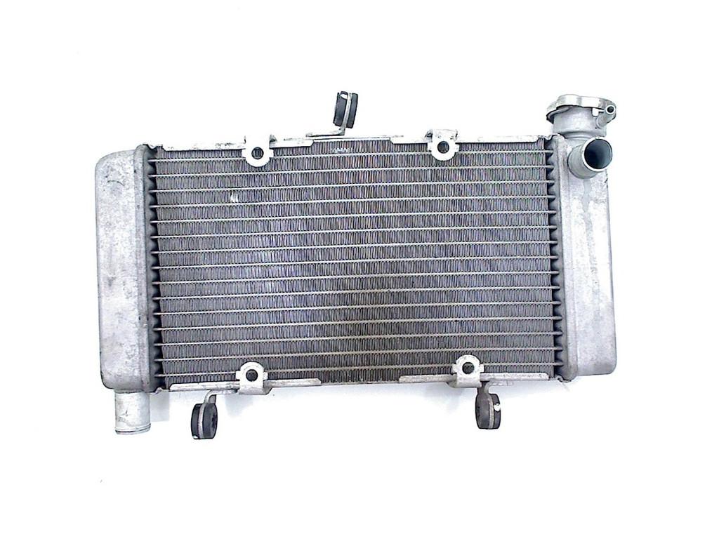 RADIATEUR EAU CBR 500 R 2019-2020 (CBR500RA PC62-KK50), Dhr. S. di Majo, Utilisé, Info@cama-motorparts.nl, P.J. Troelstraweg 8 8
3144 CX  MAASSLUIS, NL