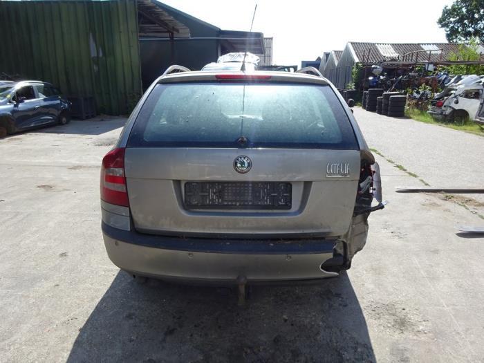 Crochet d'attelage d'un Skoda Octavia, -, 3 mois de garantie, Utilisé, Skoda