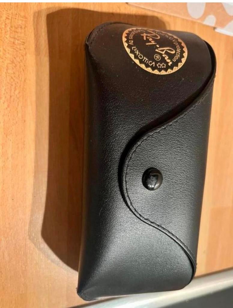 Étui à lunettes Ray-Ban avec 2 lingettes, Envoi, Comme neuf, Lunettes, Ray-Ban