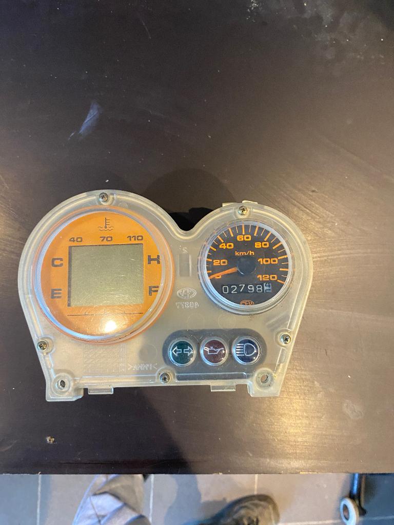 Kilometer teller Aerox, Vélos & Vélomoteurs, Scooters | Yamaha, Enlèvement ou Envoi, Comme neuf, Classe B (45 km/h), Aerox