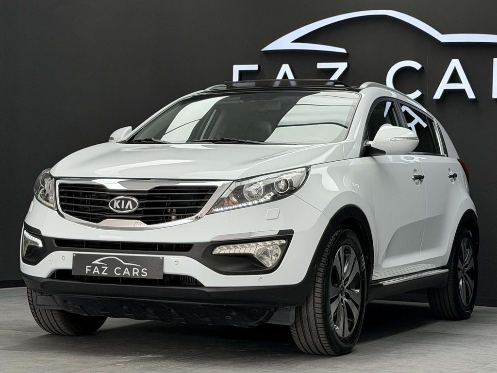 Kia Sportage 2.0 CRDi 4WD * JANTES + CLIM + CUIR + T.PANO *, Auto's, Euro 5, Zwart, 4 cilinders, 136 pk