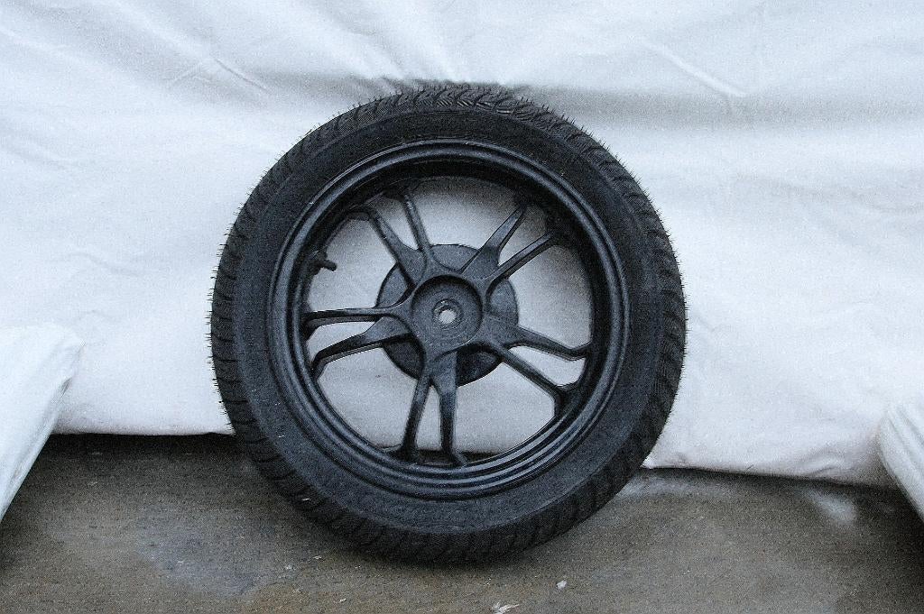 SYM Jet14 (Banden + Achtervelg.), Motoren, Onderdelen | Overige, Nieuw, Ophalen