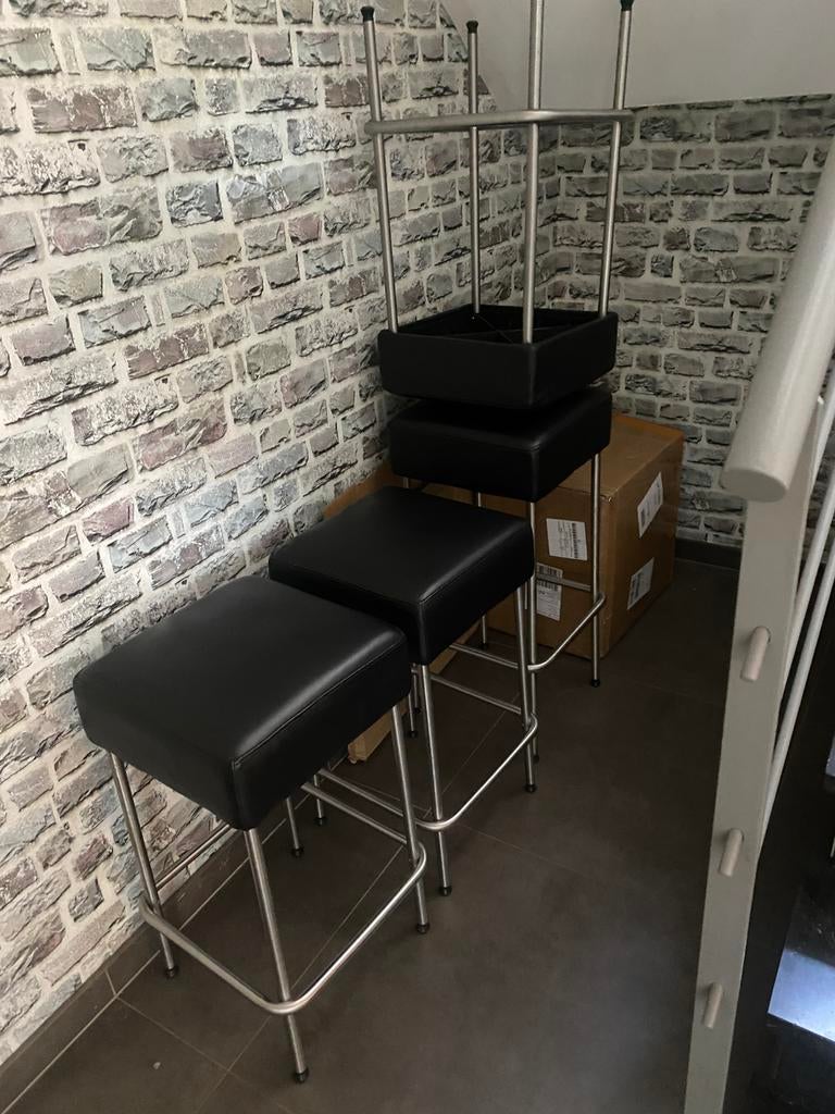 4 retro barkrukken, Huis en Inrichting, Barkrukken, Ophalen, Zo goed als nieuw