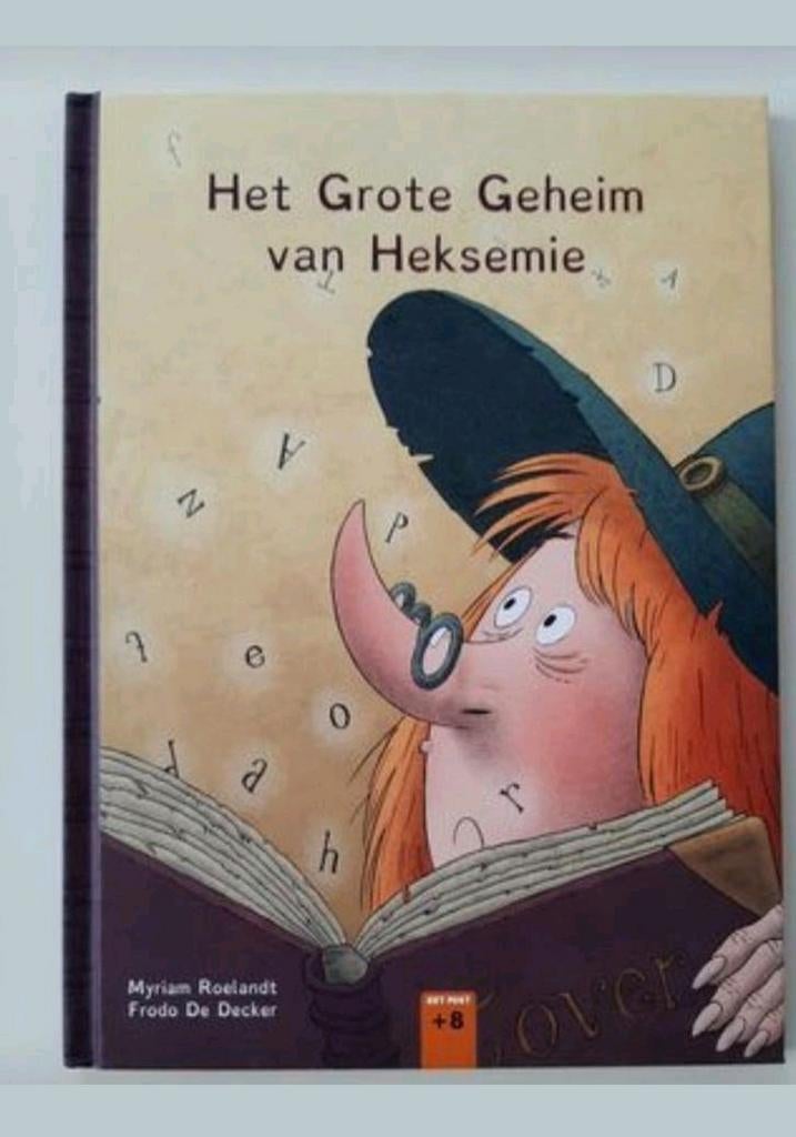 boek : Het grote geheim van Heksemie / myrian roelandt, Boeken, Ophalen of Verzenden