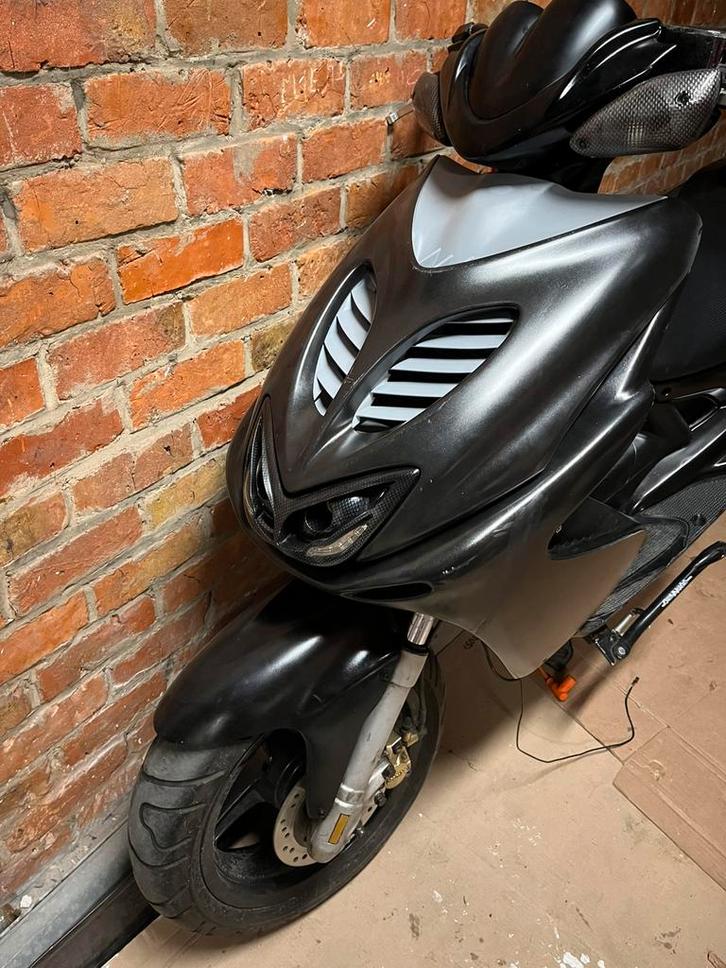 Aerox 70cc Classe B, Vélos & Vélomoteurs, Cyclomoteurs | Marques Autre, Comme neuf, Enlèvement