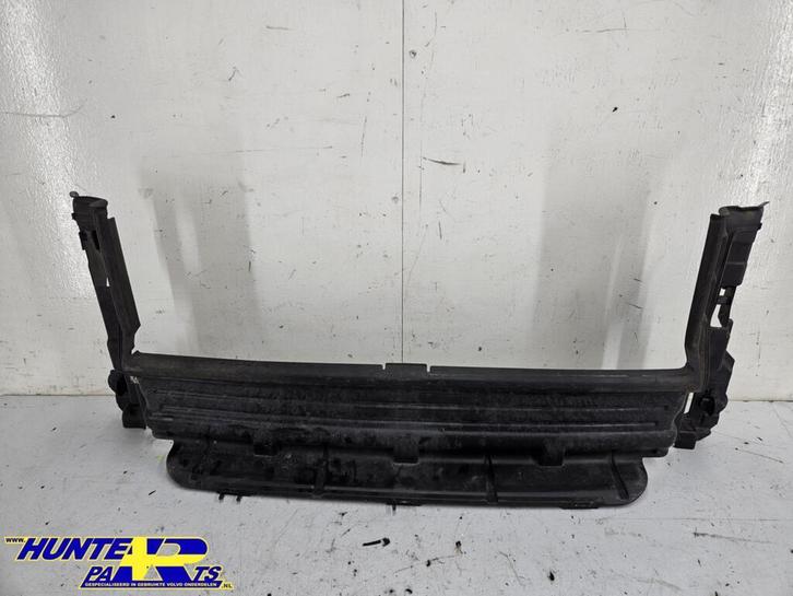 Luchtgeleidingskanaal Volvo V40 II ('12-'19) 31383998, Autos : Pièces & Accessoires, Batteries & Accessoires, Volvo, Utilisé, Enlèvement ou Envoi