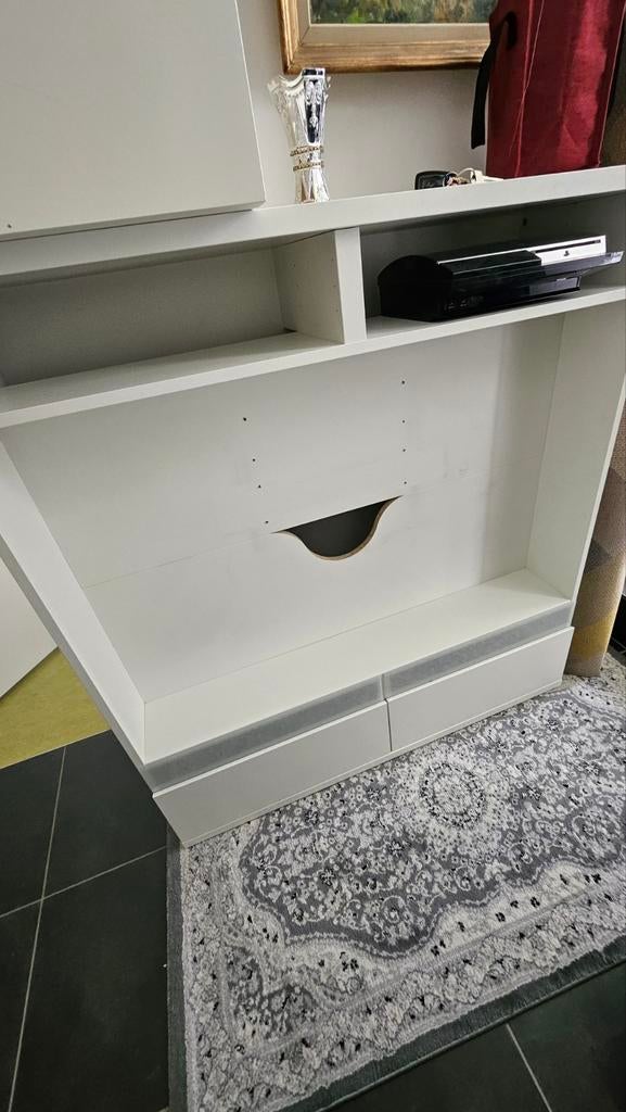 Meuble TV BESTÅ IKEA blanc – pratique et élégant, Blanc