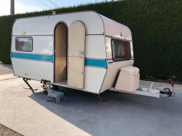 Caravane 4-5 places de 750kg, Caravanes & Camping, Caravanes, Particulier, jusqu'à 5, 500 - 750 kg, Siège standard, Autres marques