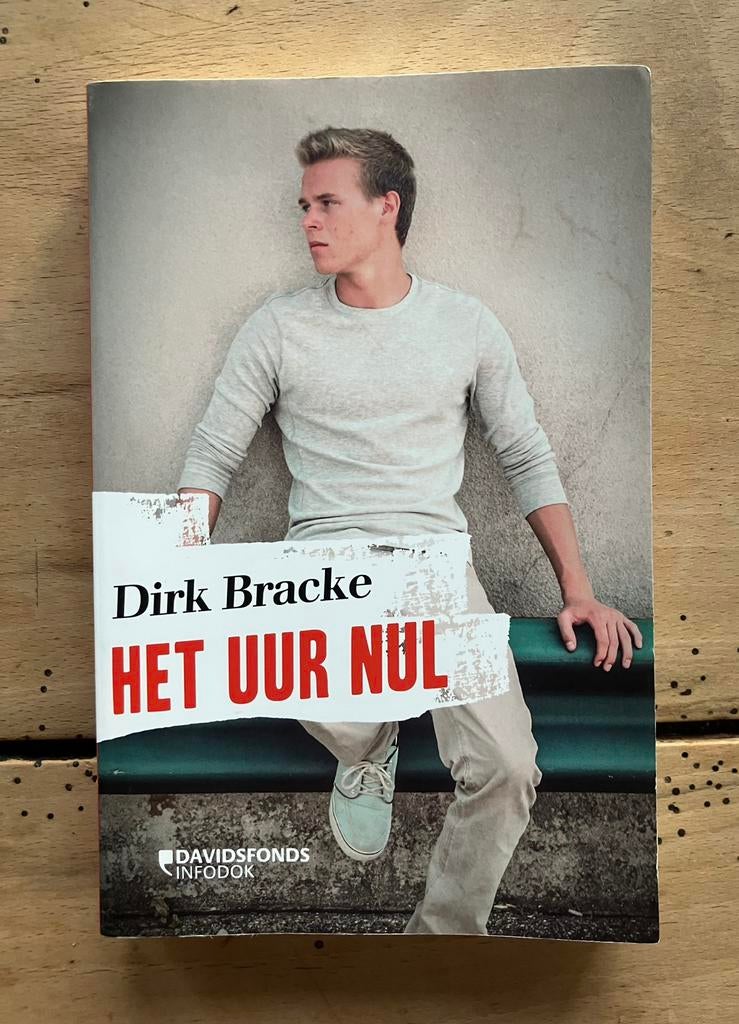 Leesboek het uur nul Dirk Bracke, Ophalen, Zo goed als nieuw