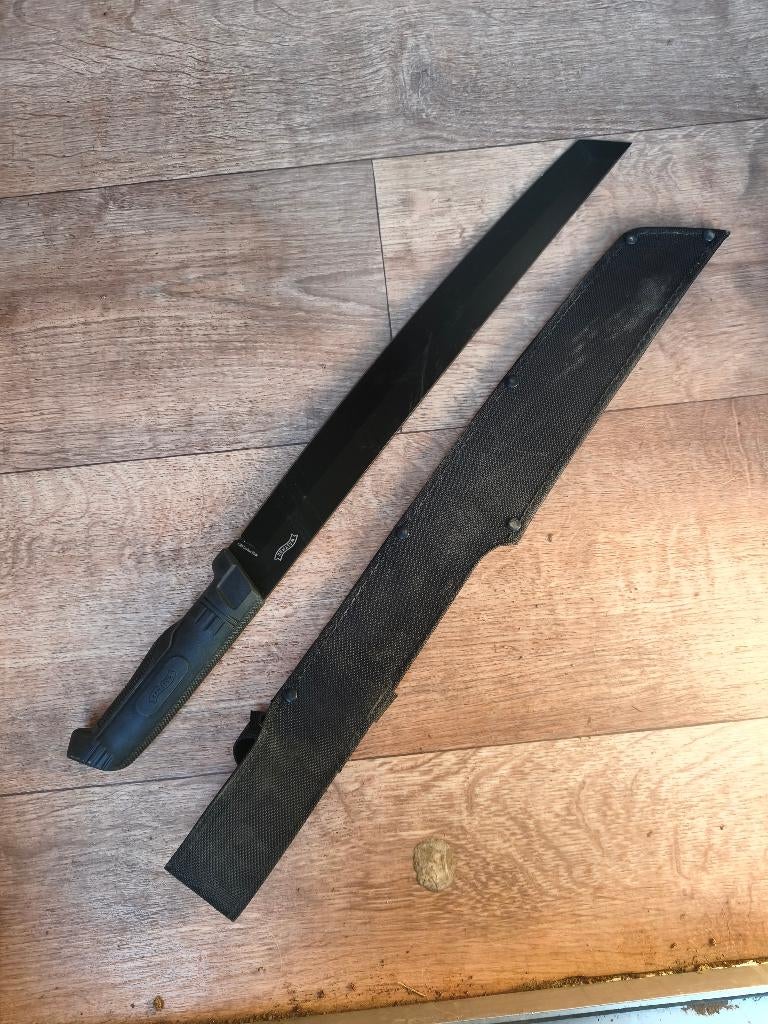 Machette à vendre, Verzamelen, Ophalen, Overige soorten, Zwaard of Sabel